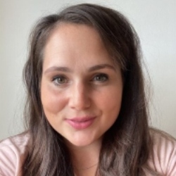 Emma-Lee-400×533-1 (2)